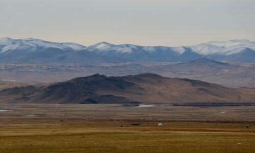 Across mongolian steppe to Elsen tasarkhai sand dunes